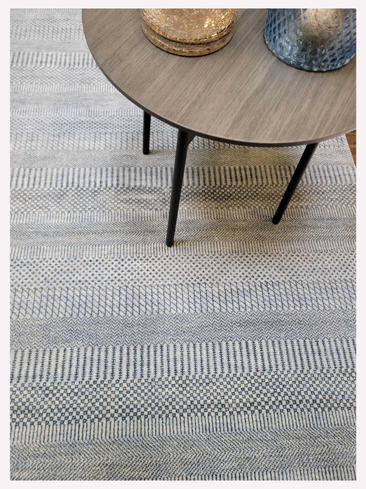 Artisan Vera Grass Grey Transitional Knotted Rug