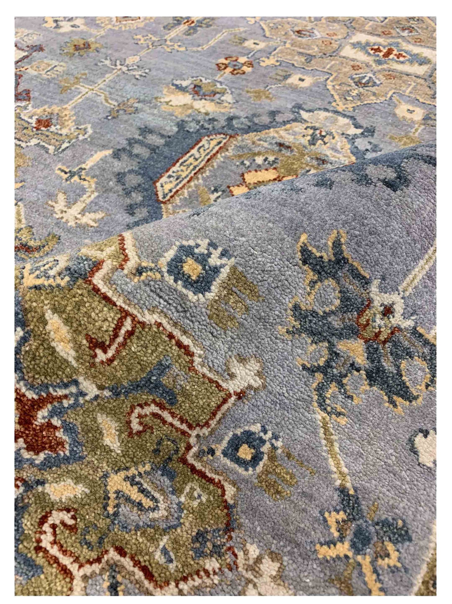 Artisan Anna  Silver  Traditional Knotted Rug