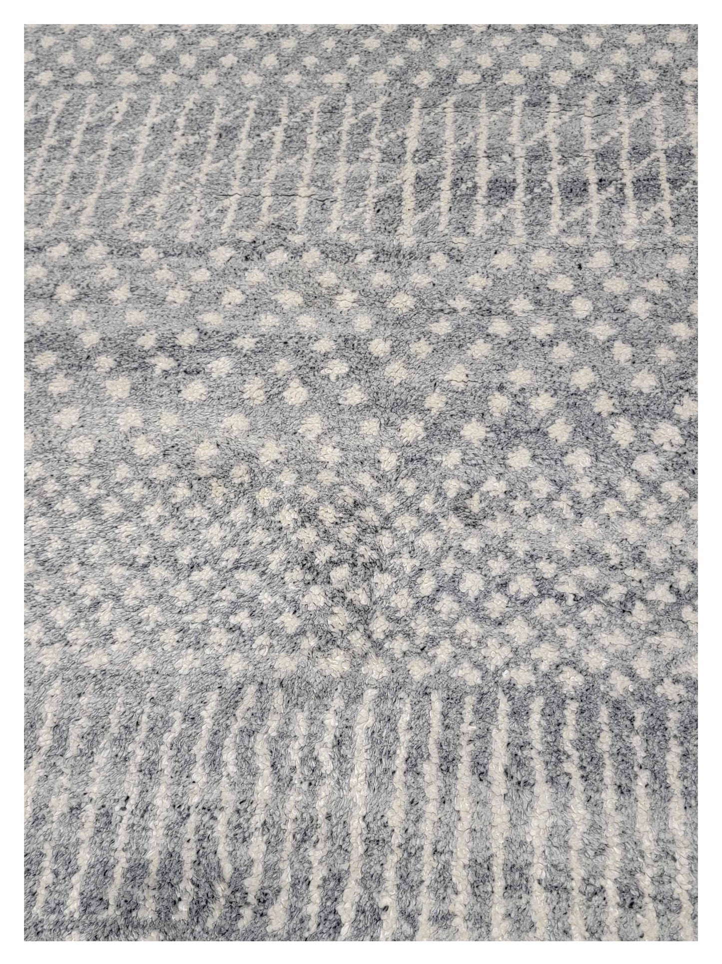 Artisan Maria Silver Ivory Transitional Knotted Rug - Rugs - Artisan - Atlanta Designer Rugs