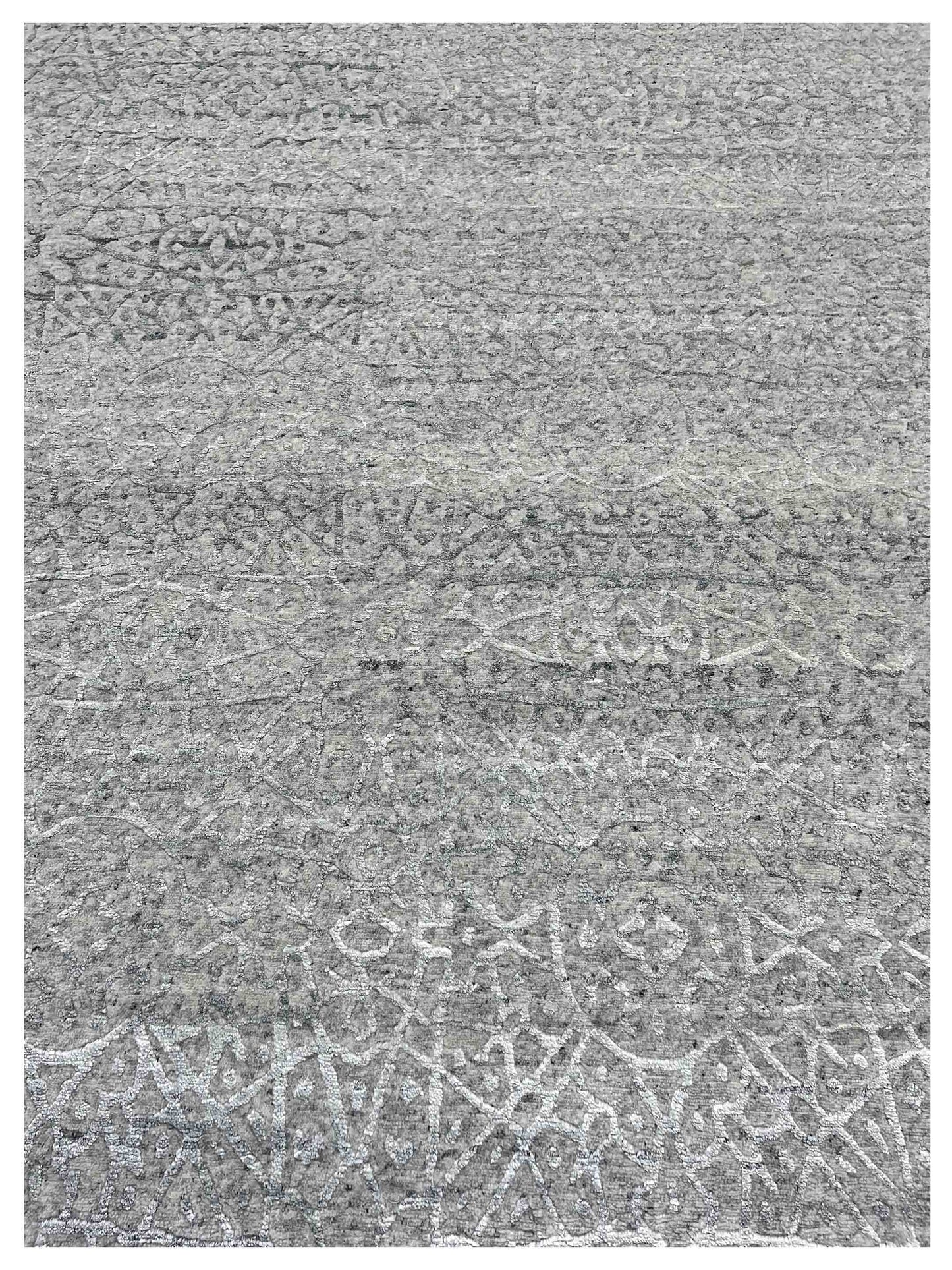 Artisan Mary  Pearl Grey Contemporary Knotted Rug