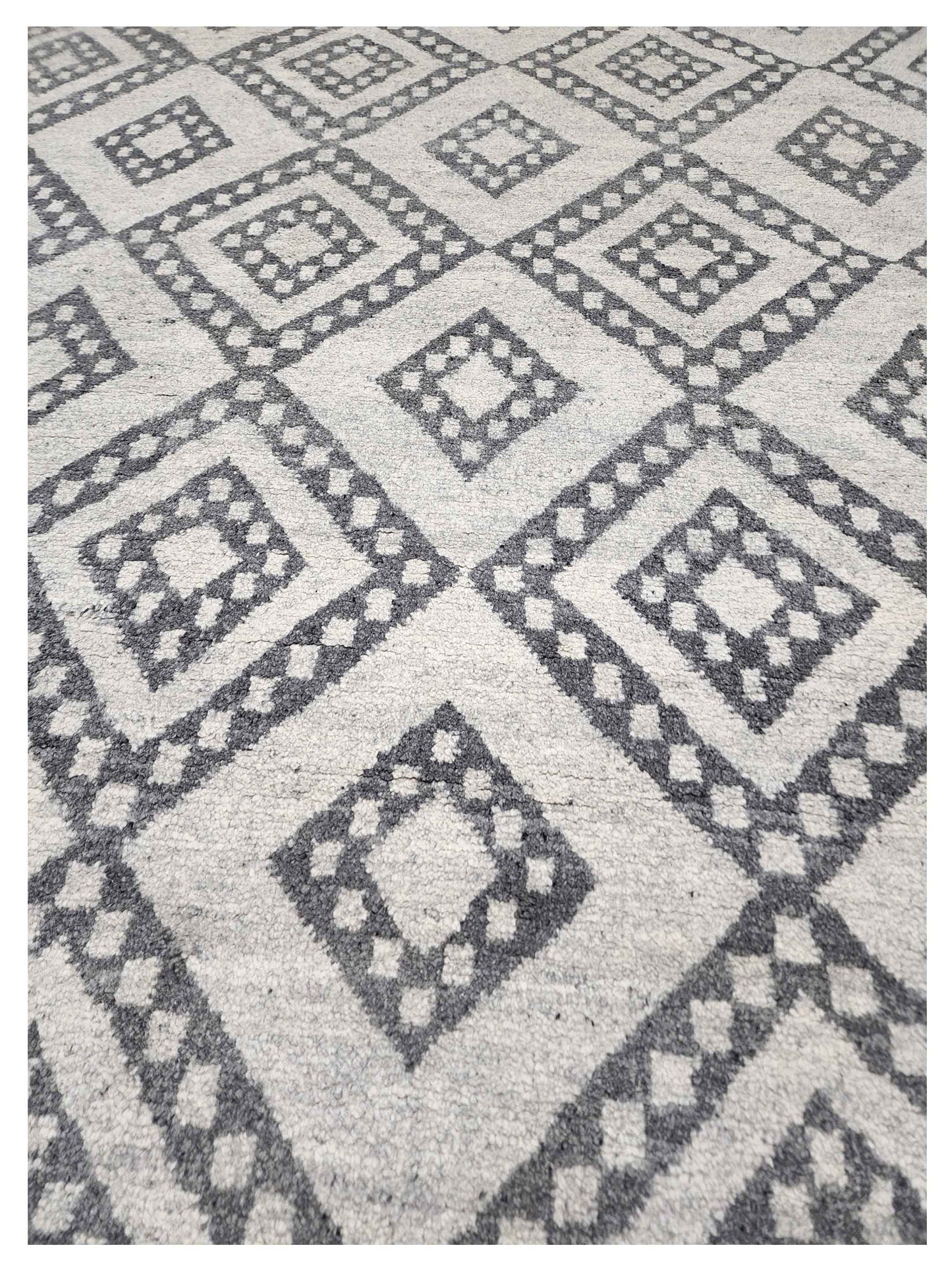 Artisan Marion Grey Black Transitional Knotted Rug - Rugs - Artisan - Atlanta Designer Rugs