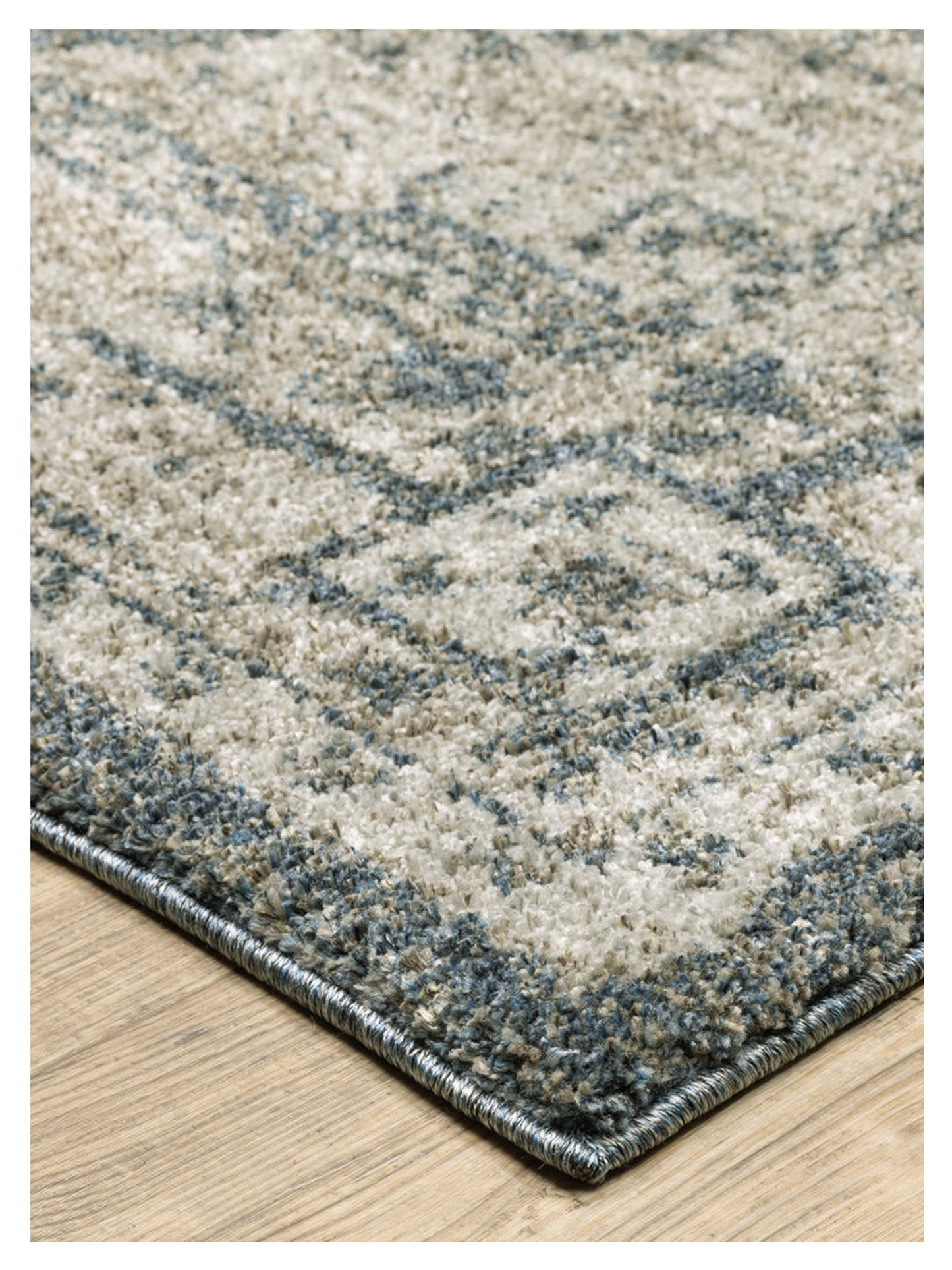 Oriental Weavers ALTON 5501B Blue Beige Traditional Machinemade Rug