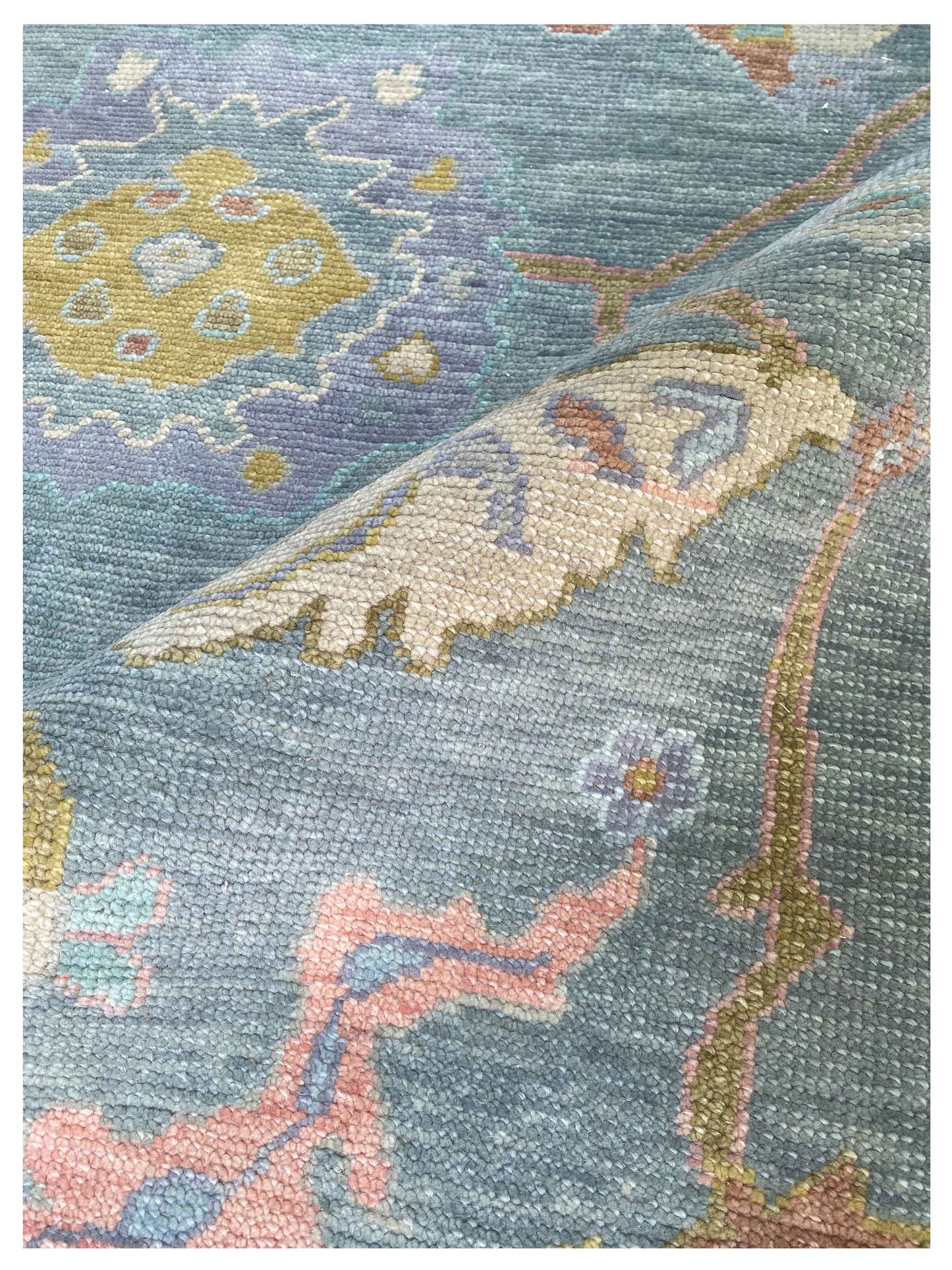 Artisan Blossom  Blue  Traditional Knotted Rug