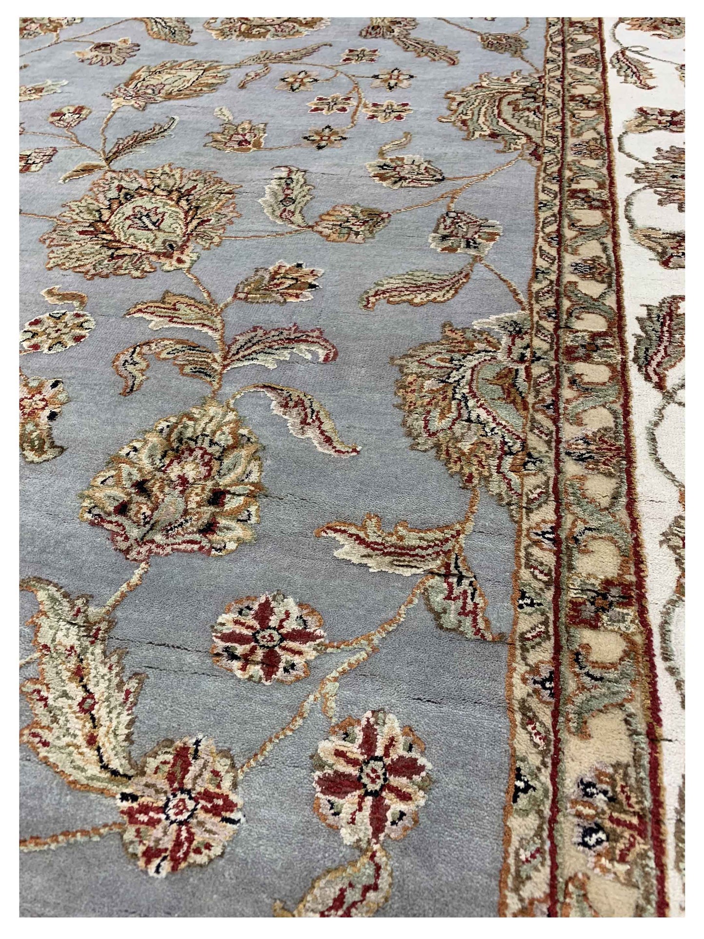 Artisan Winona Grey Ivory Traditional Knotted Rug - Rugs - Artisan - Atlanta Designer Rugs