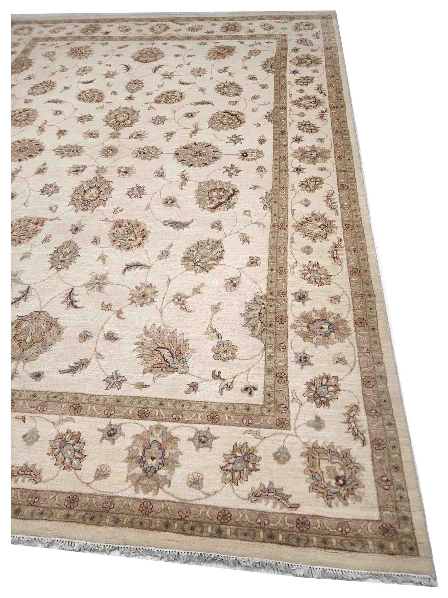 Artisan Zara  Beige Beige Traditional Knotted Rug