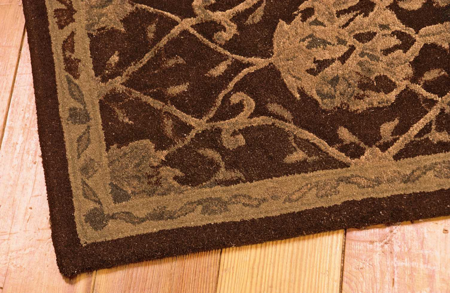 Nourison Home Regal REG05 Chocolate  Traditional Tufted Rug