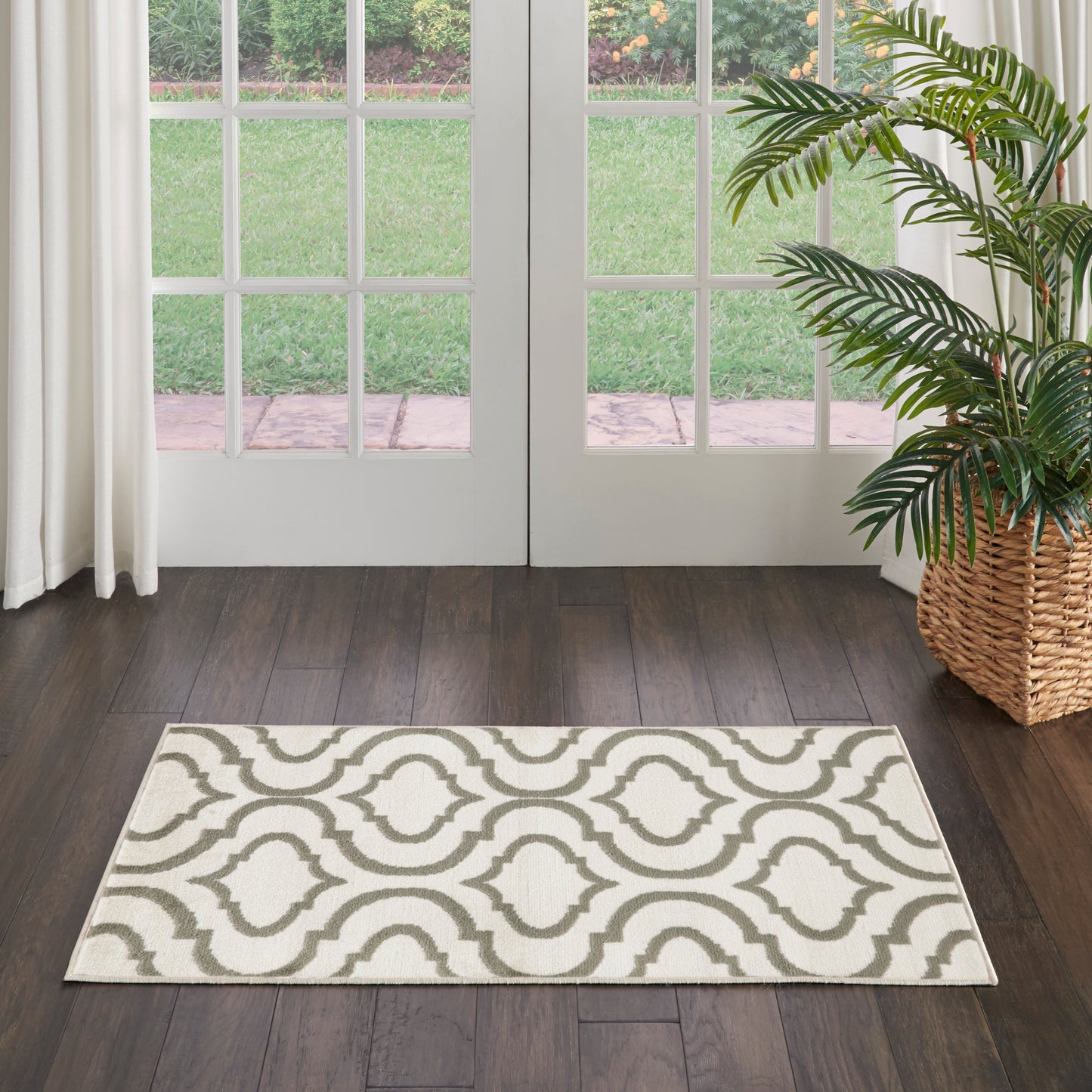 Nourison Home Jubilant JUB19 Ivory Green  Transitional Machinemade Rug