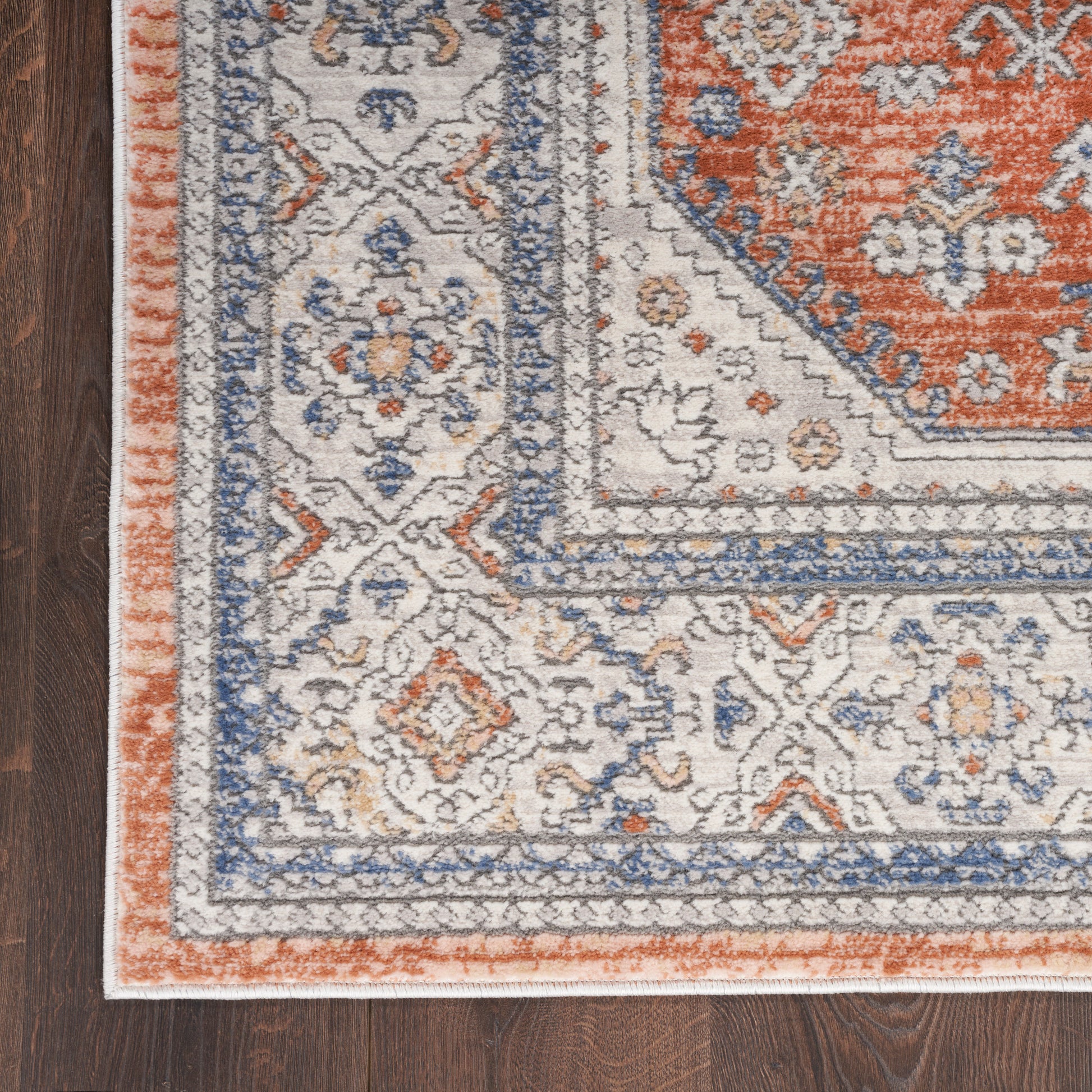 Nicole Curtis Series 4 SR403 Cream Multi Traditional Machinemade Rug