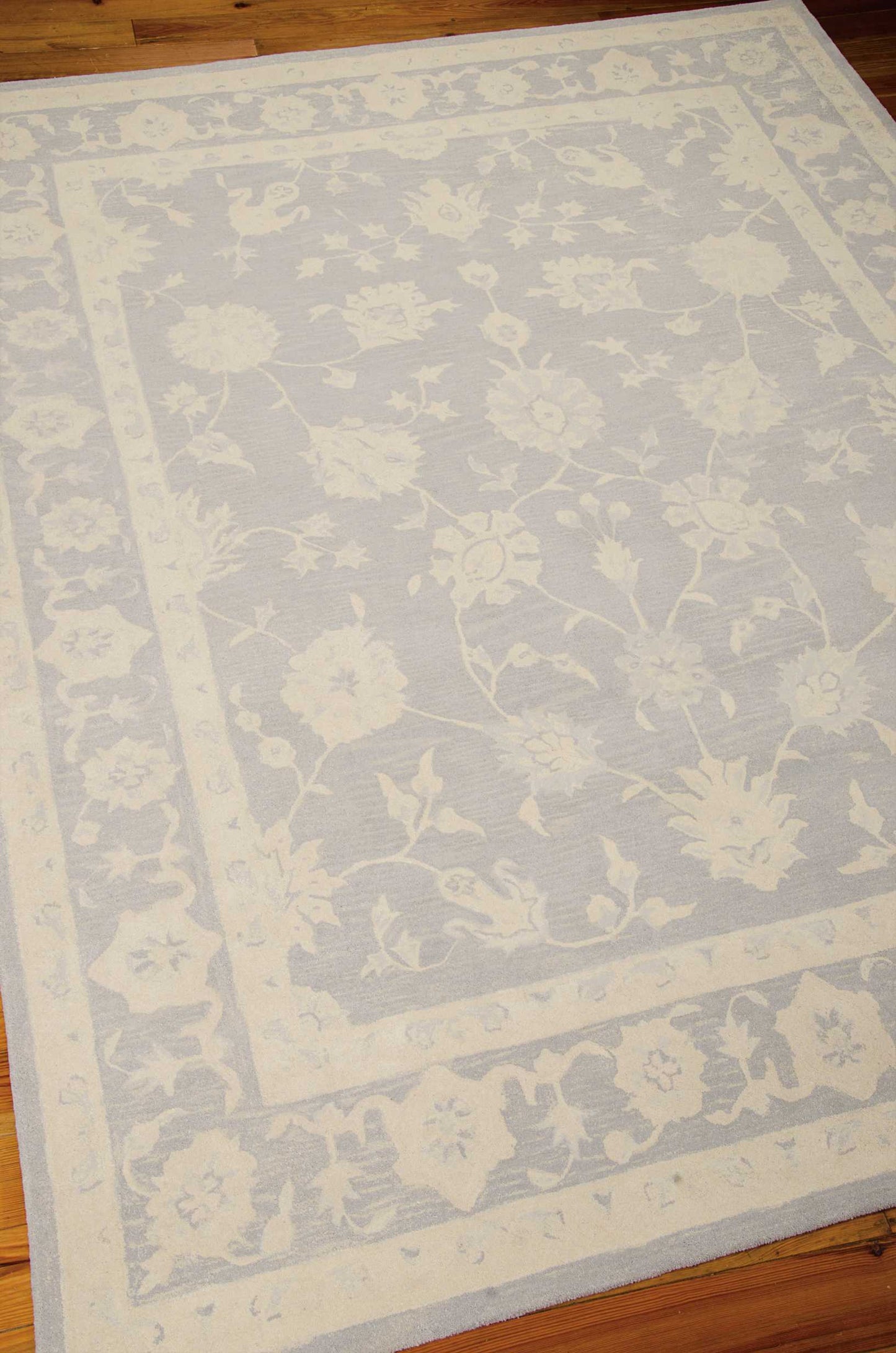 Nourison Home Zephyr ZEP02 Light Blue  Traditional Tufted Rug