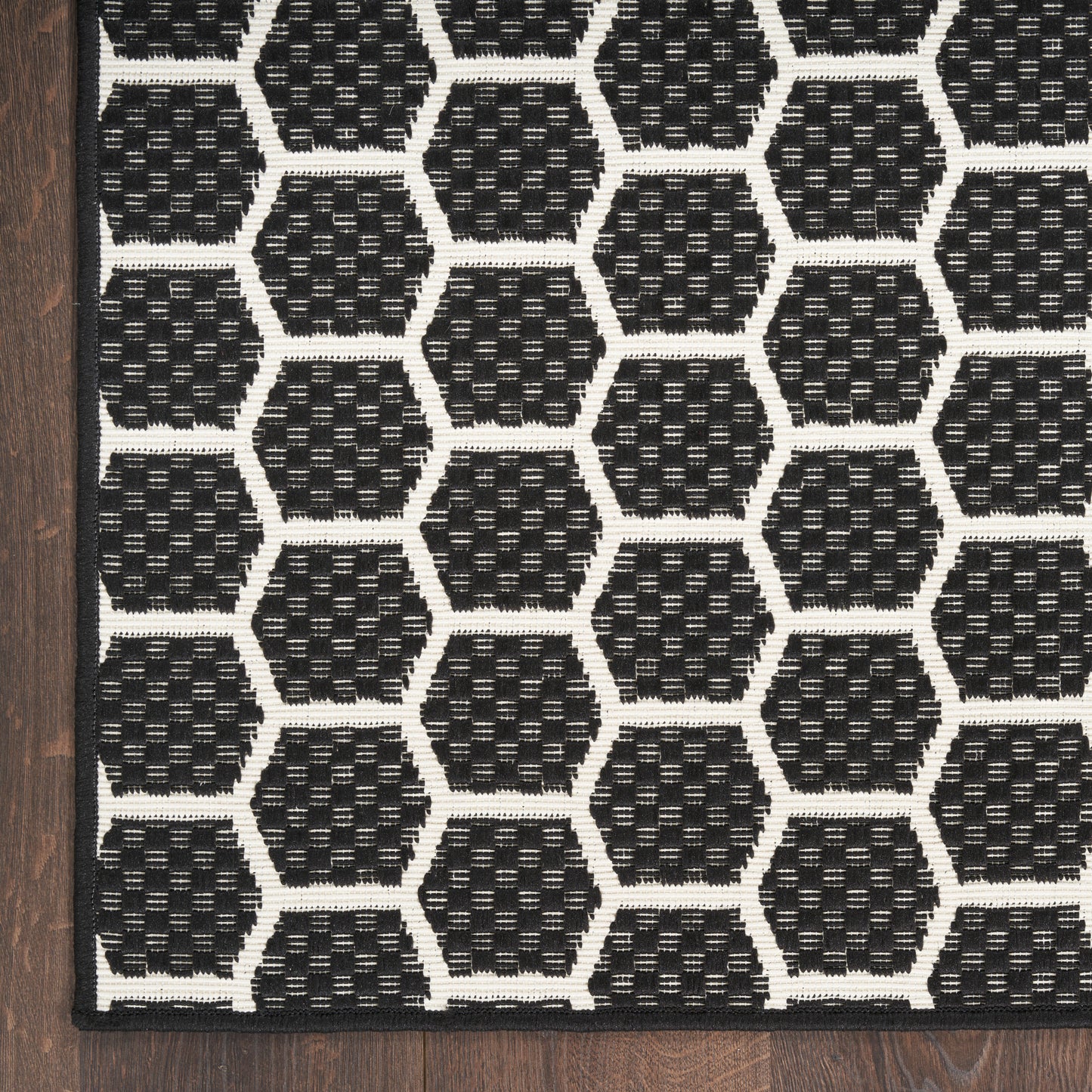 Nourison Home Twist Reversible TWS01 Black Contemporary  Rug