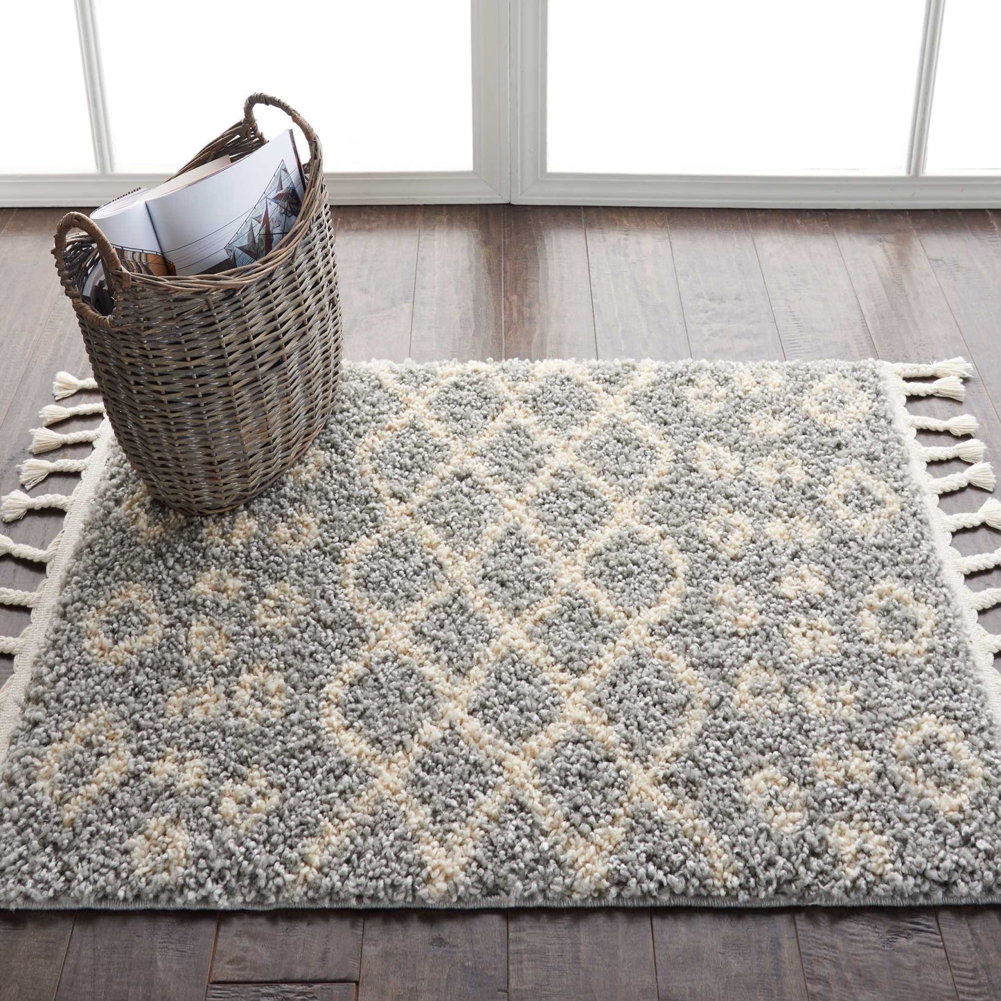 Nourison Home Moroccan Shag MRS02 Silver  Transitional Machinemade Rug