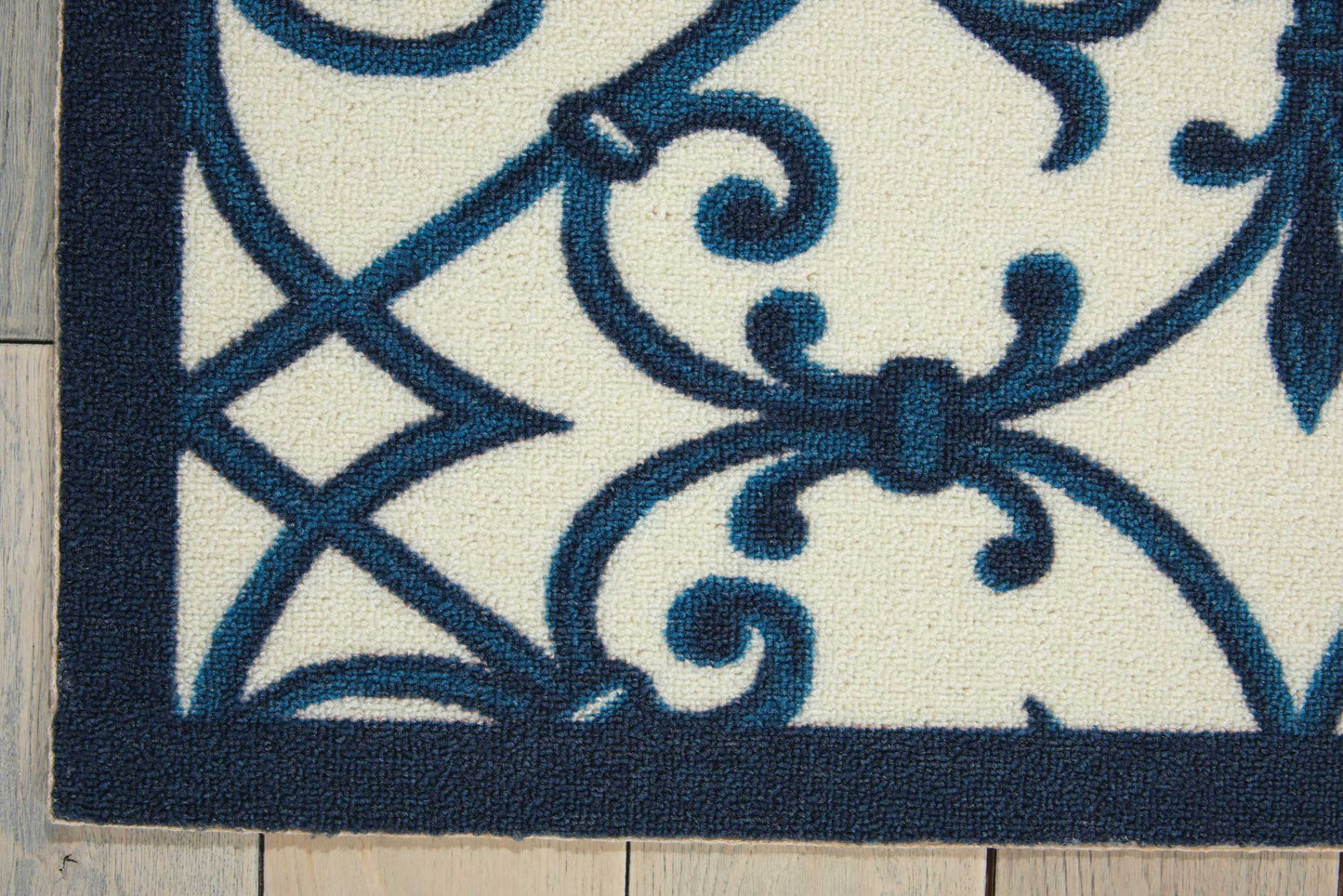 Nourison Home Home & Garden RS093 Blue  Transitional Machinemade Rug