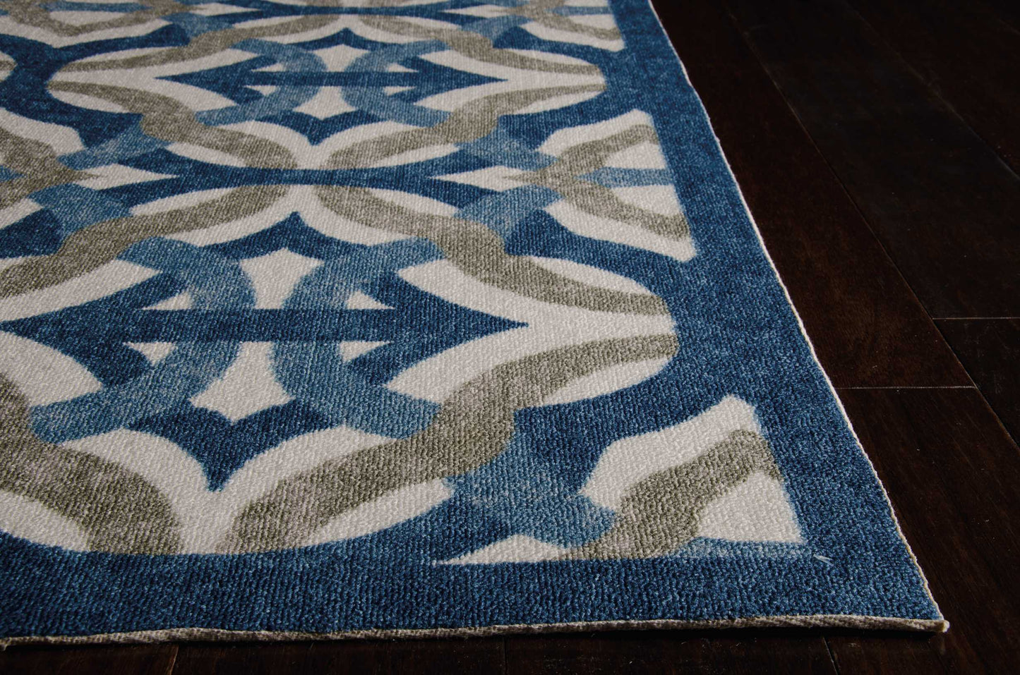 Waverly Sun N Shade SND30 Celestial  Contemporary Machinemade Rug