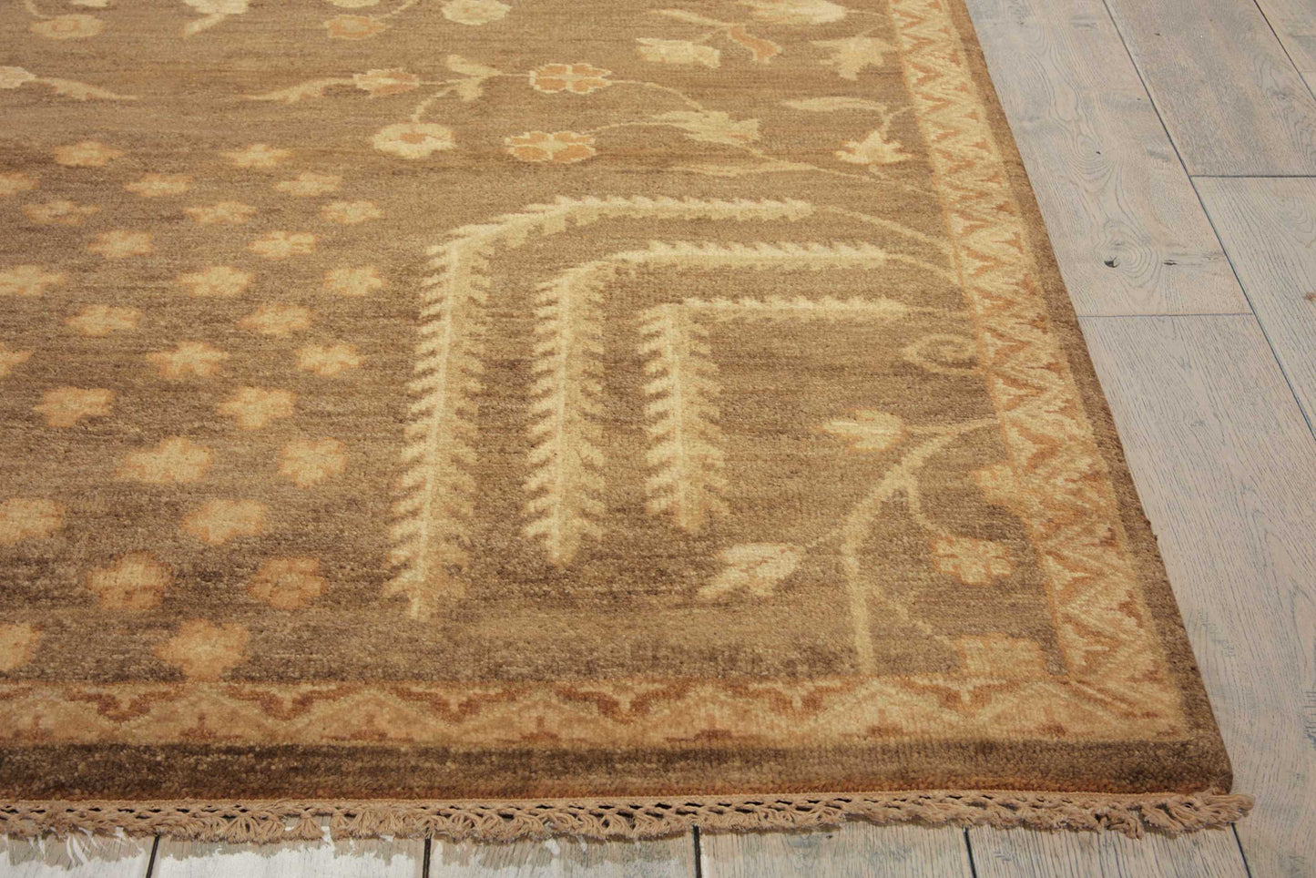 Nourison Home Grand Estate GRA02 Mushroom  Traditional Knotted Rug