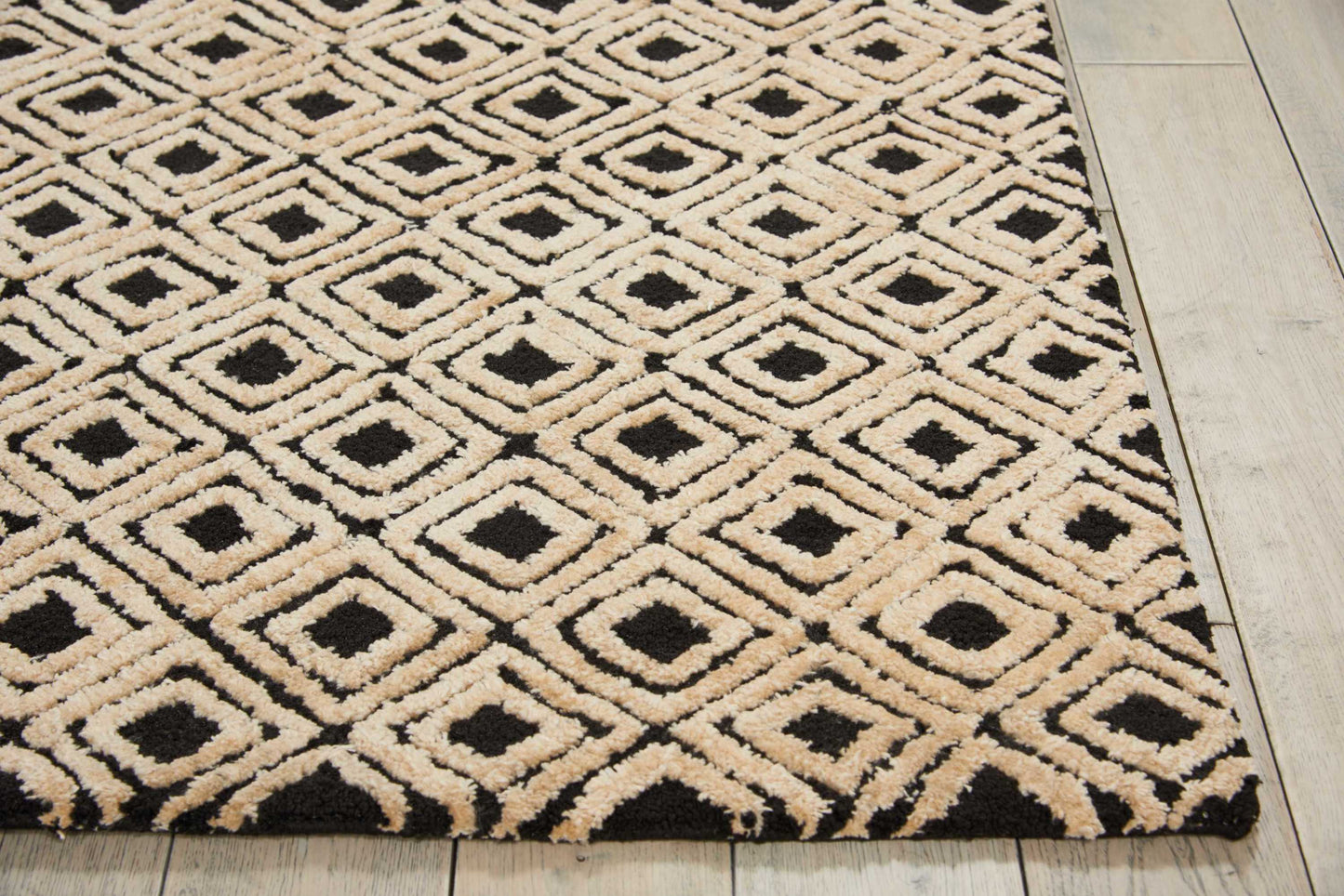 Nourison Home Deco Mod DEC02 Black Beige  Transitional Tufted Rug