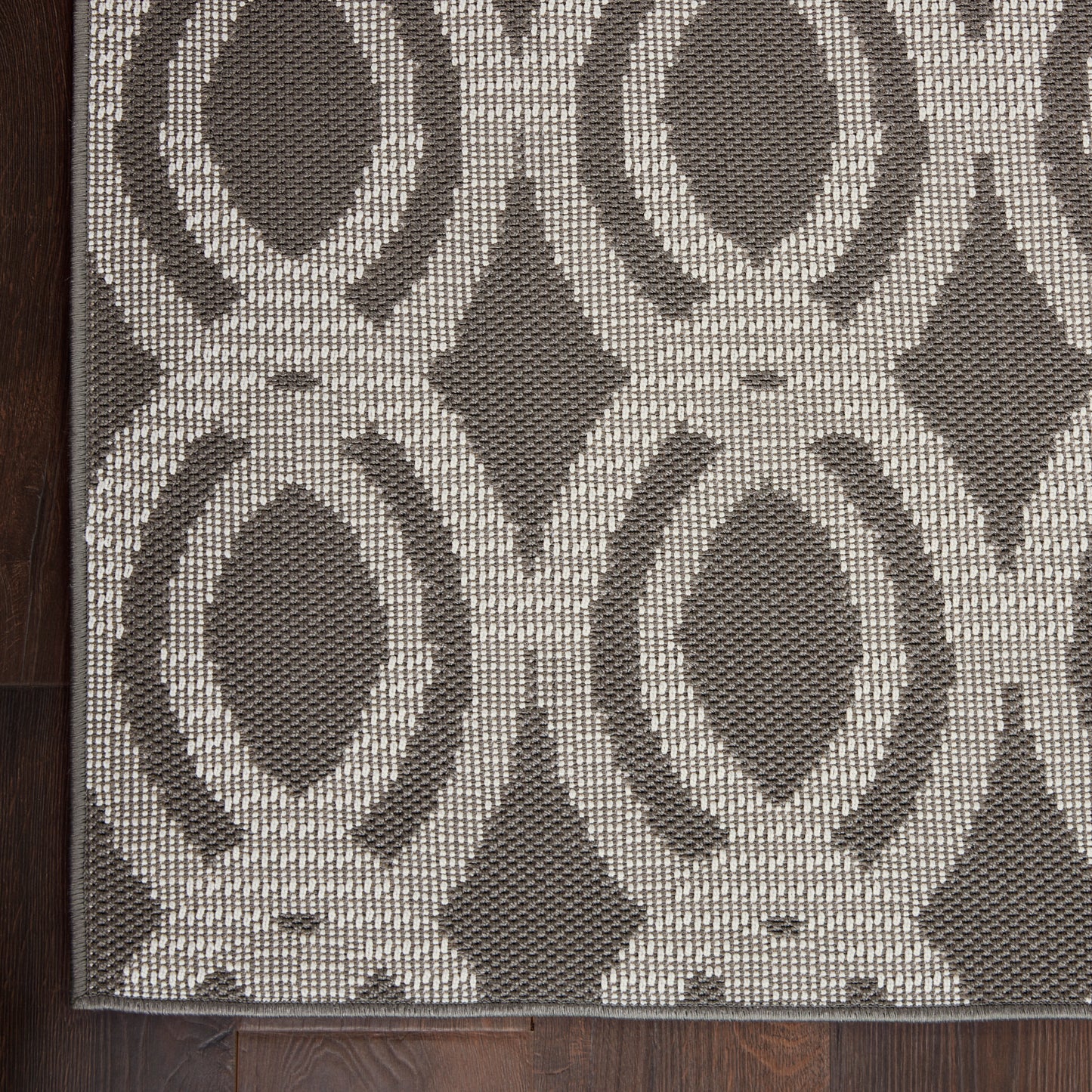 Nourison Home Aruba ARB05 Ivory Grey  Contemporary Machinemade Rug