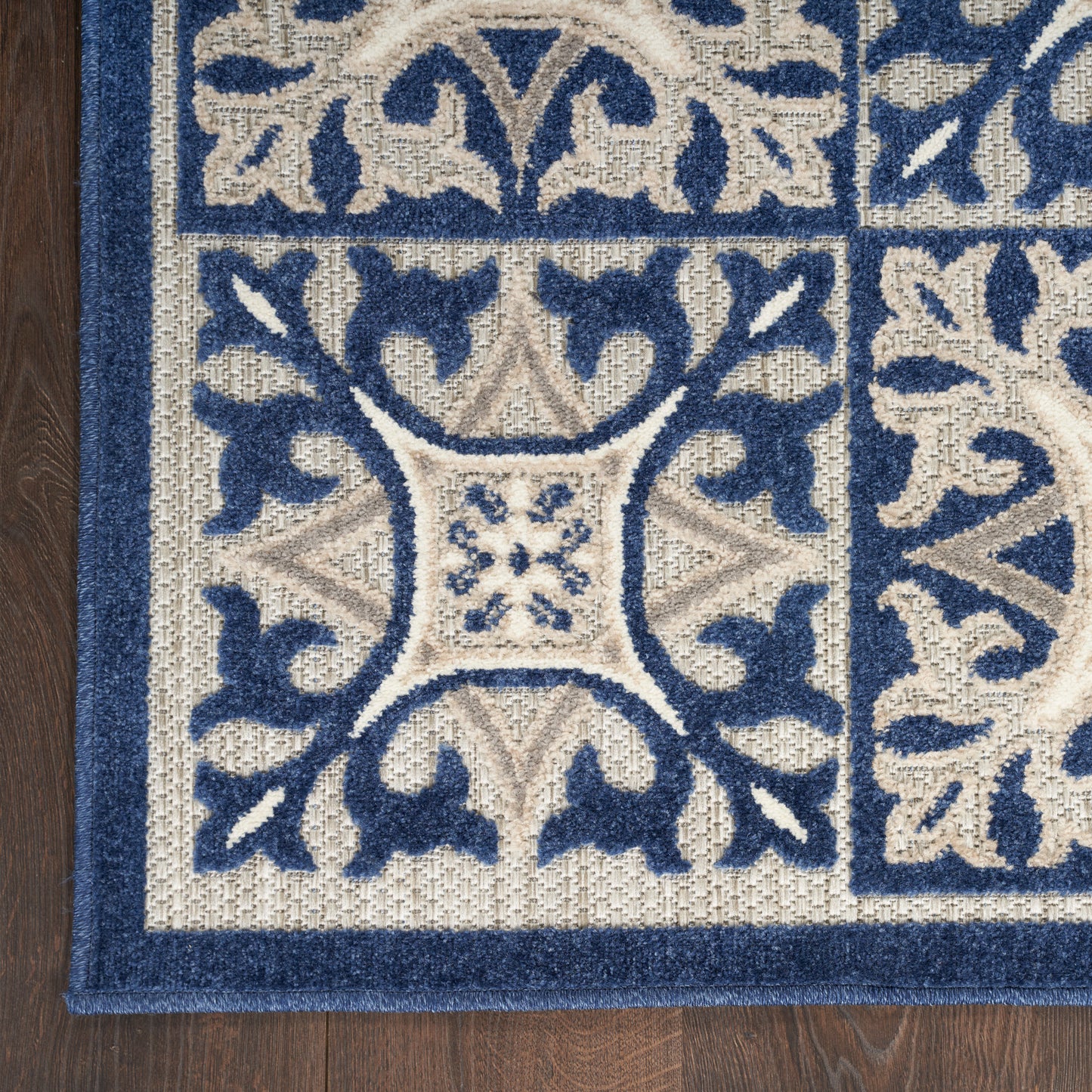 Nourison Home Aloha ALH34 Blue  Contemporary Machinemade Rug