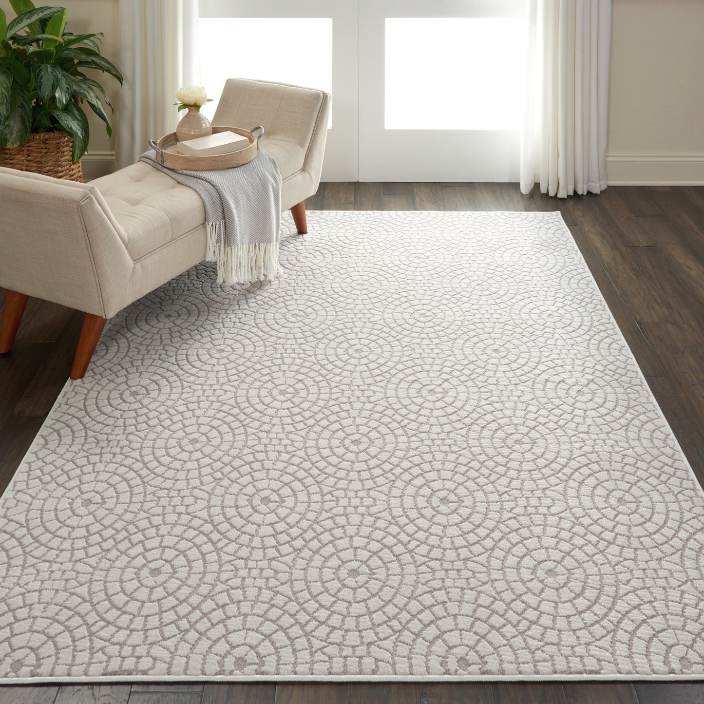 Nourison Home Urban Chic URC04 Cream  Contemporary Machinemade Rug