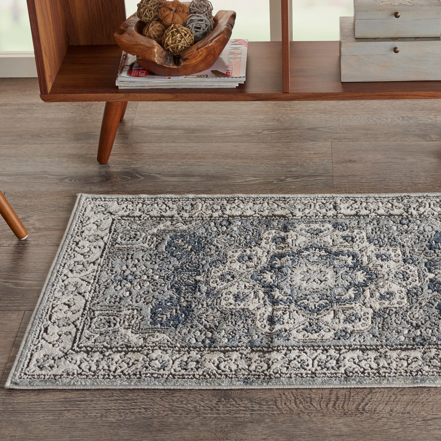 Nourison Home Quarry QUA07 Grey Ivory  Transitional Machinemade Rug