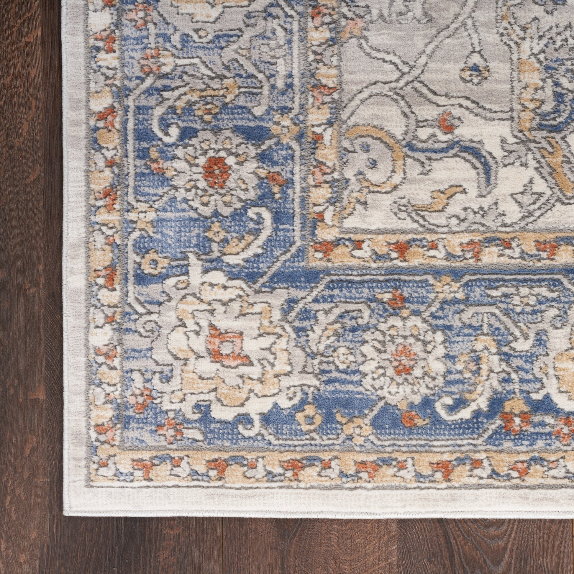 Nicole Curtis Series 4 SR402 Cream Blue Traditional Machinemade Rug