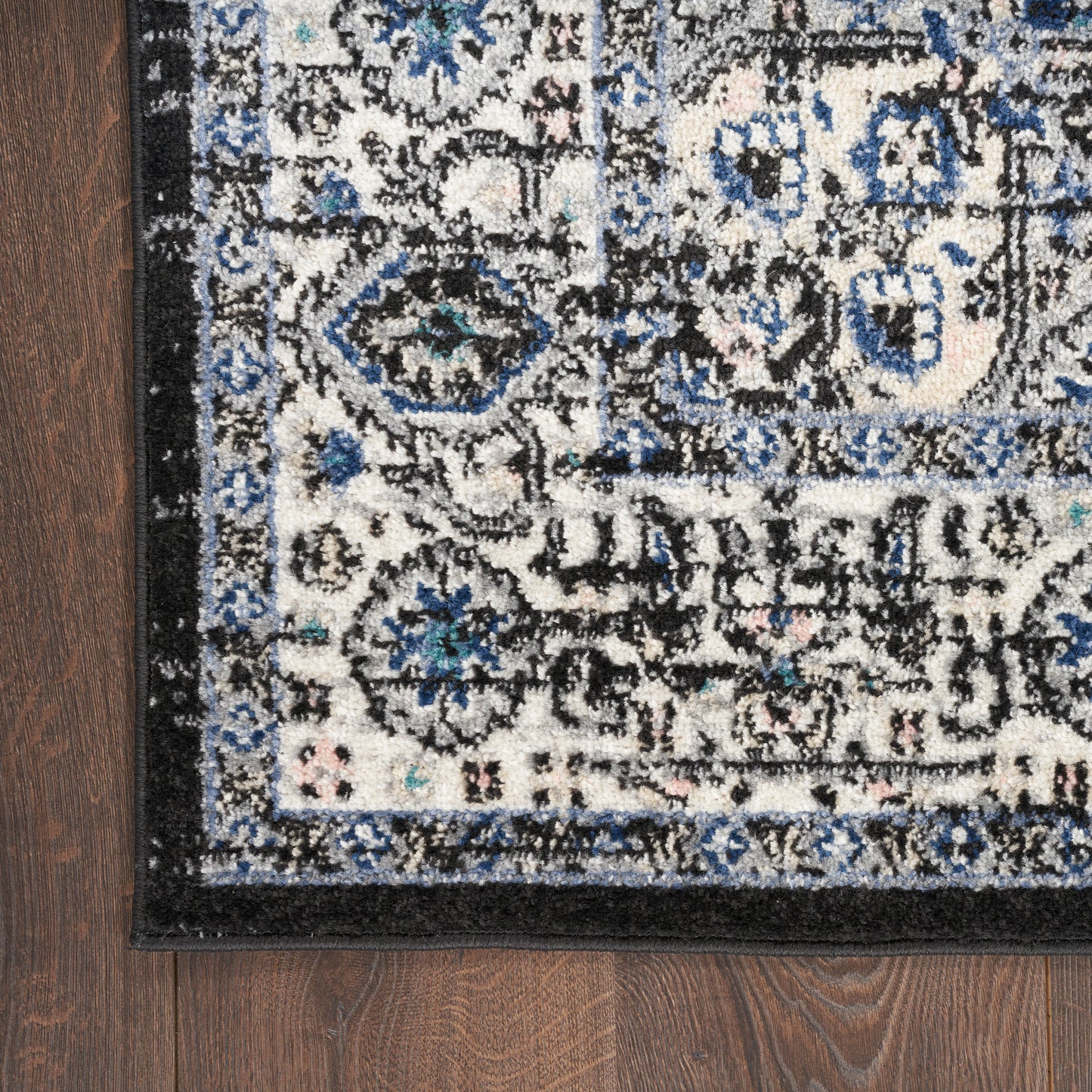 Nourison Home Passion PSN03 Black Ivory  Transitional Machinemade Rug