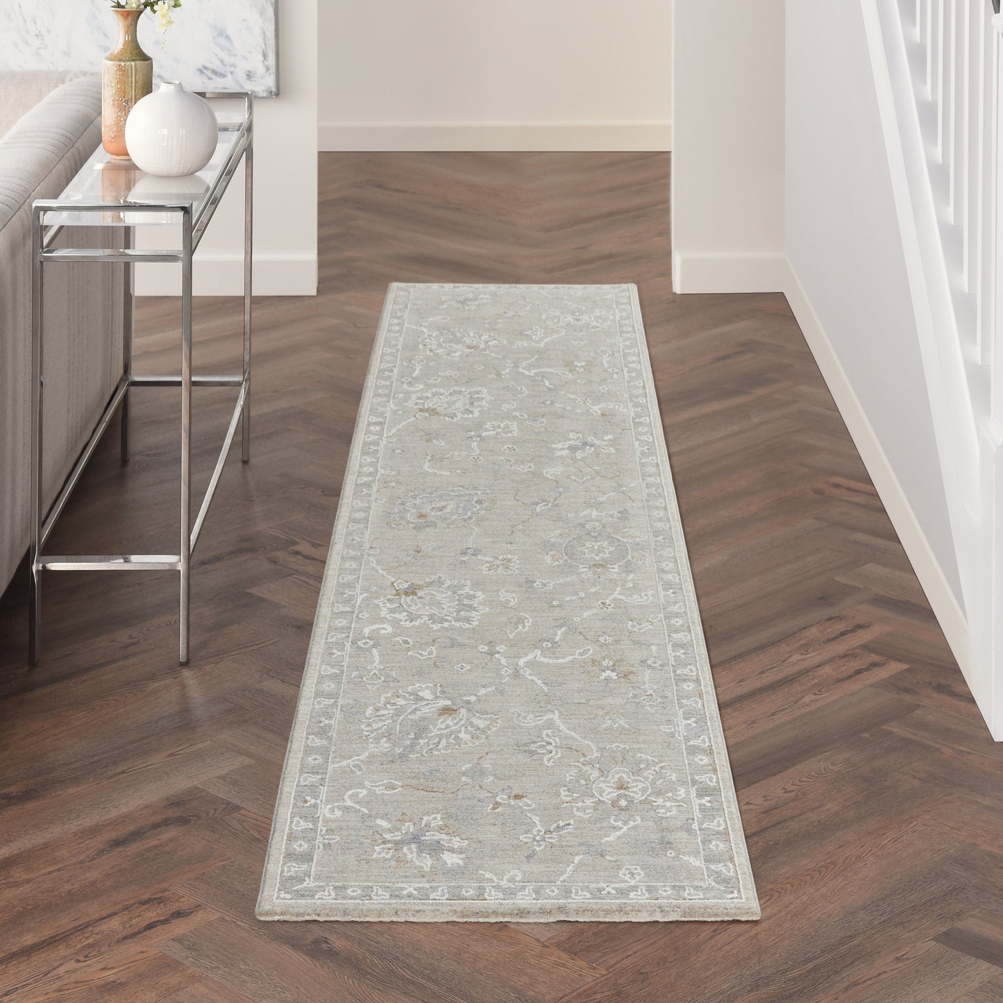 Nourison Home Infinite IFT04 Lt Grey  Traditional Machinemade Rug