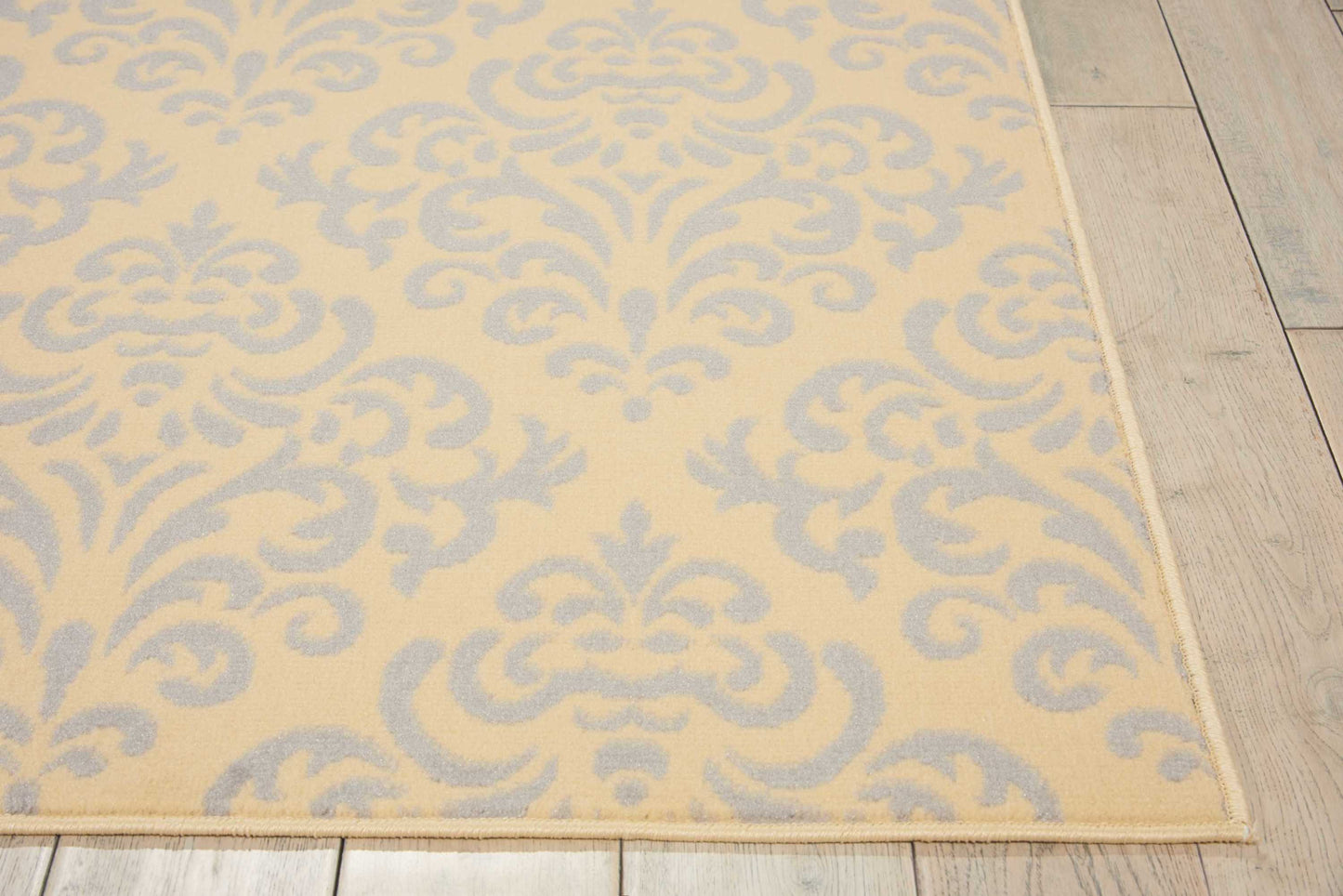 Nourison Home Grafix GRF06 Cream  Transitional Machinemade Rug