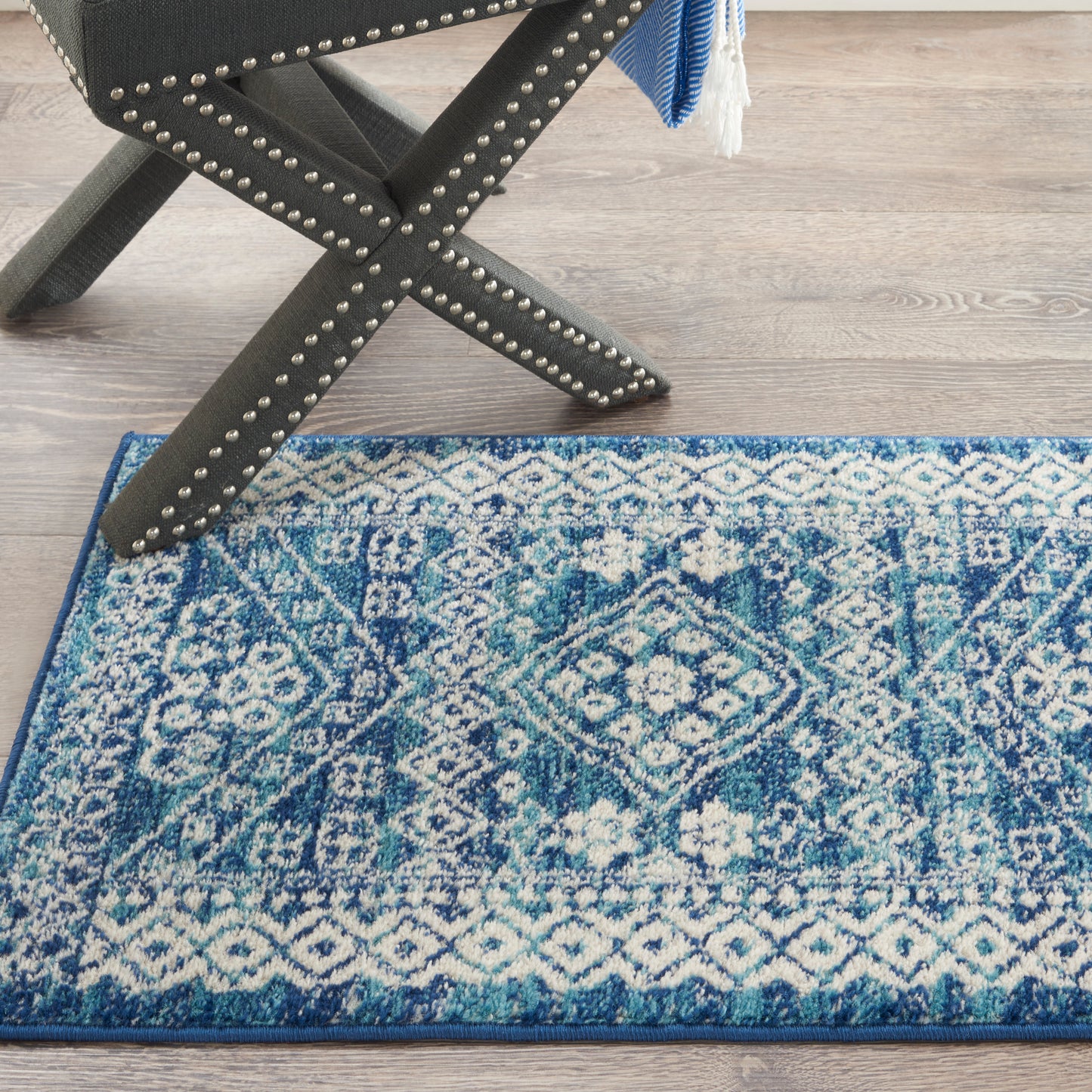 Nourison Home Passion PSN27 Navy Blue  Transitional Machinemade Rug