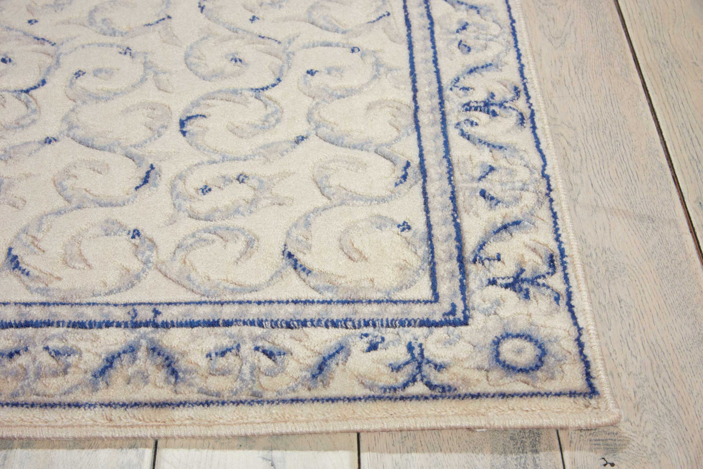 Nourison Home Somerset ST02 Ivory Blue  Traditional Machinemade Rug