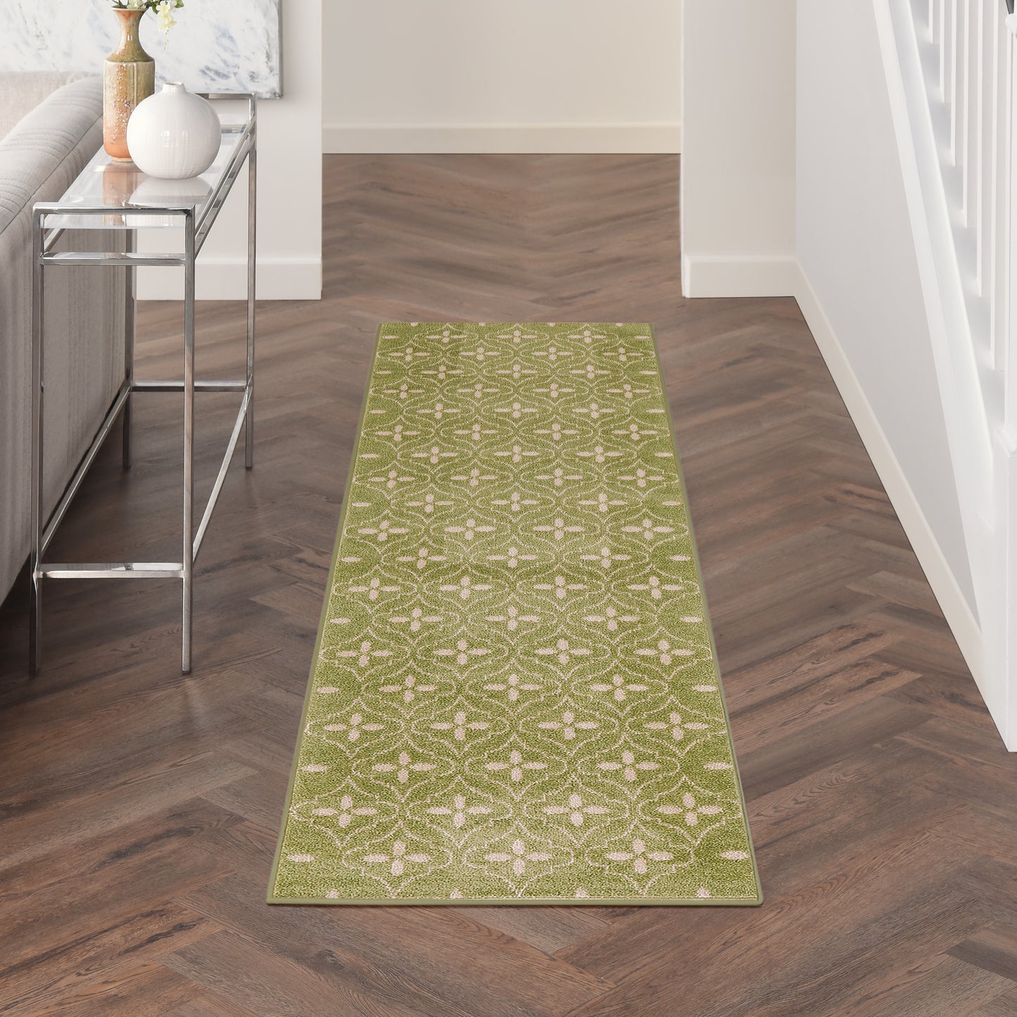 Nourison Home Nourison Essentials NRE04 Green Ivory  Contemporary Machinemade Rug