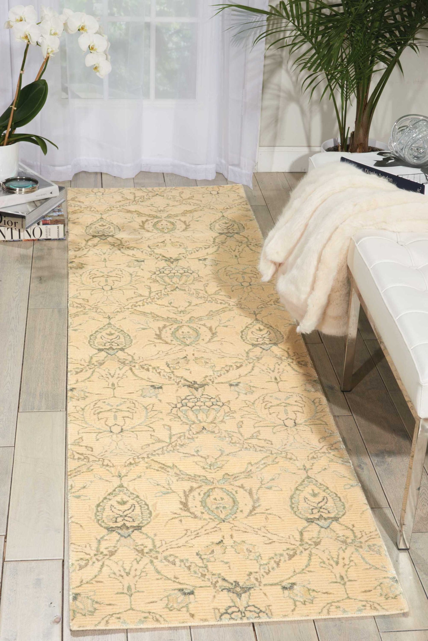 Nourison Home Luminance LUM07 Cream  Transitional Loom Rug