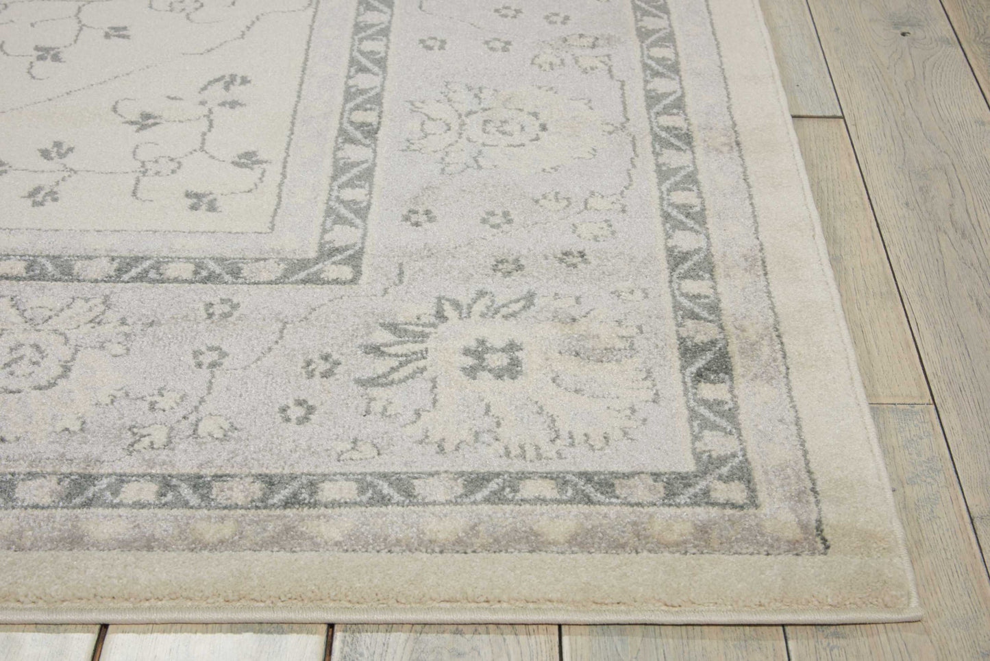 Nourison Home Maymana MYN03 Ivory  Traditional Machinemade Rug