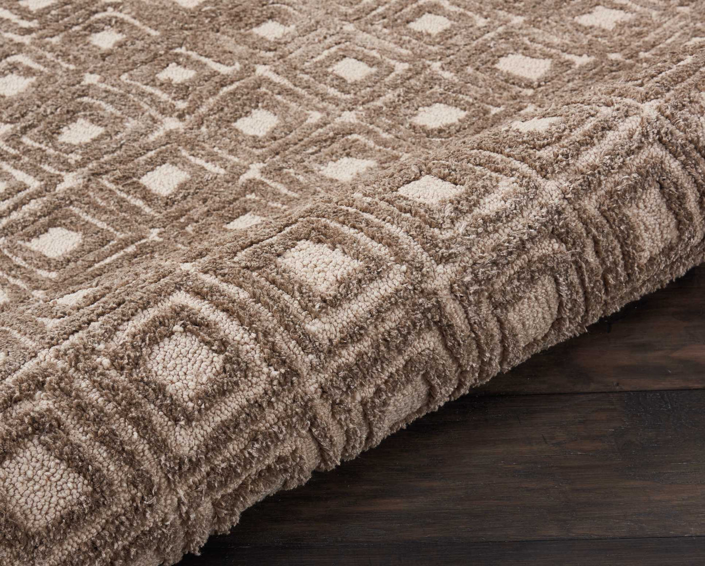 Nourison Home Deco Mod DEC02 Taupe  Transitional Tufted Rug