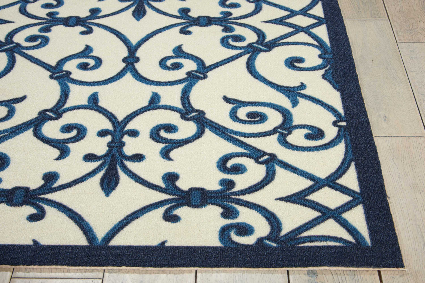 Nourison Home Home & Garden RS093 Blue  Transitional Machinemade Rug