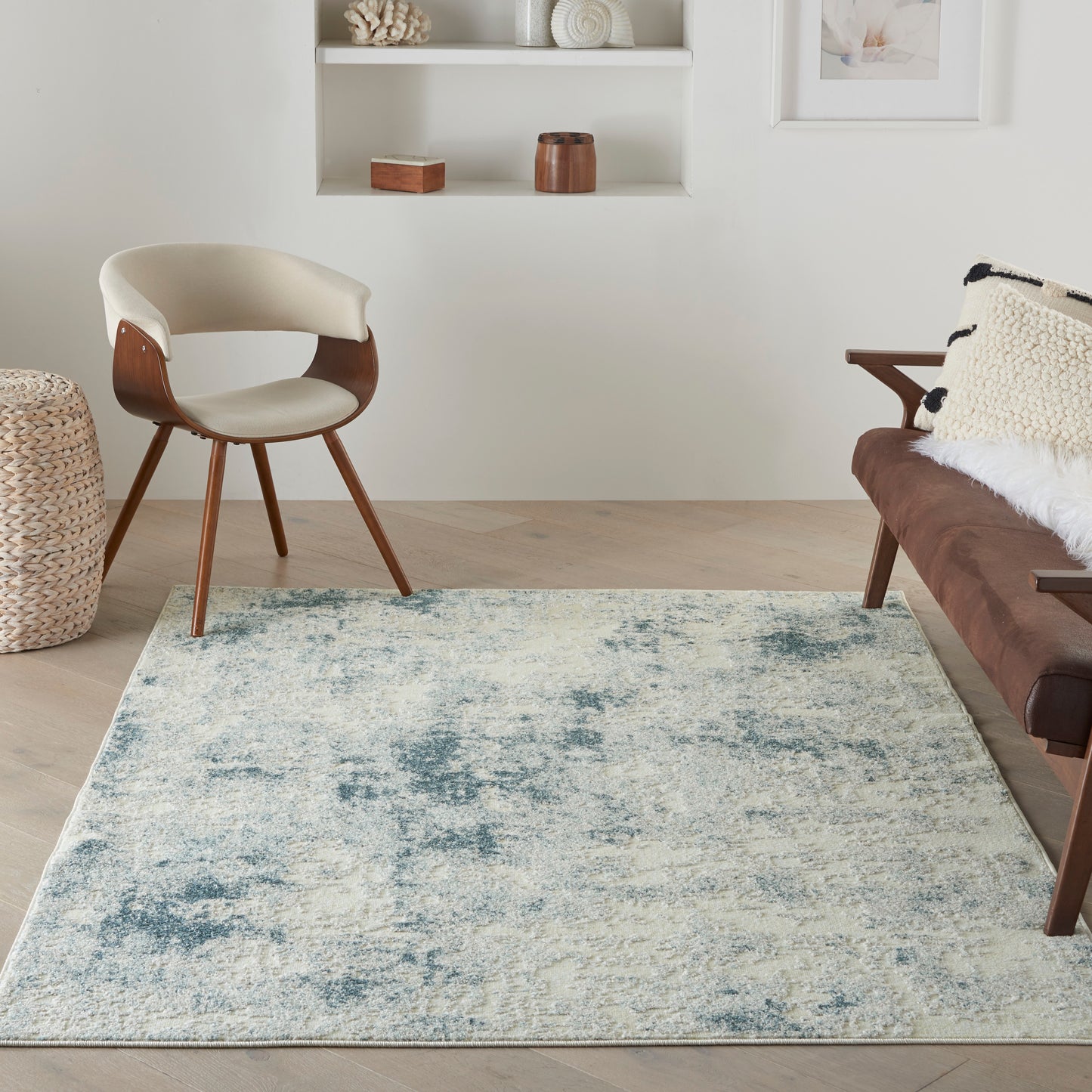 Nourison Home Trance TRC06 Ivory Blue  Contemporary Machinemade Rug