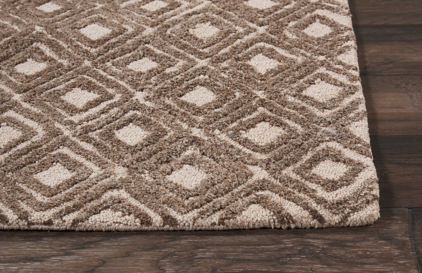 Nourison Home Deco Mod DEC02 Taupe  Transitional Tufted Rug