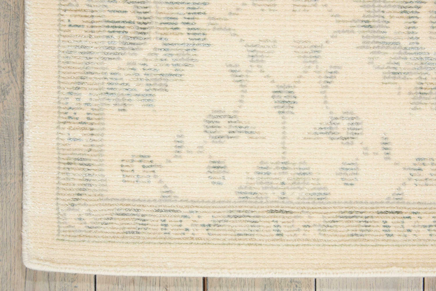 Nourison Home Luminance LUM06 Cream  Transitional Loom Rug