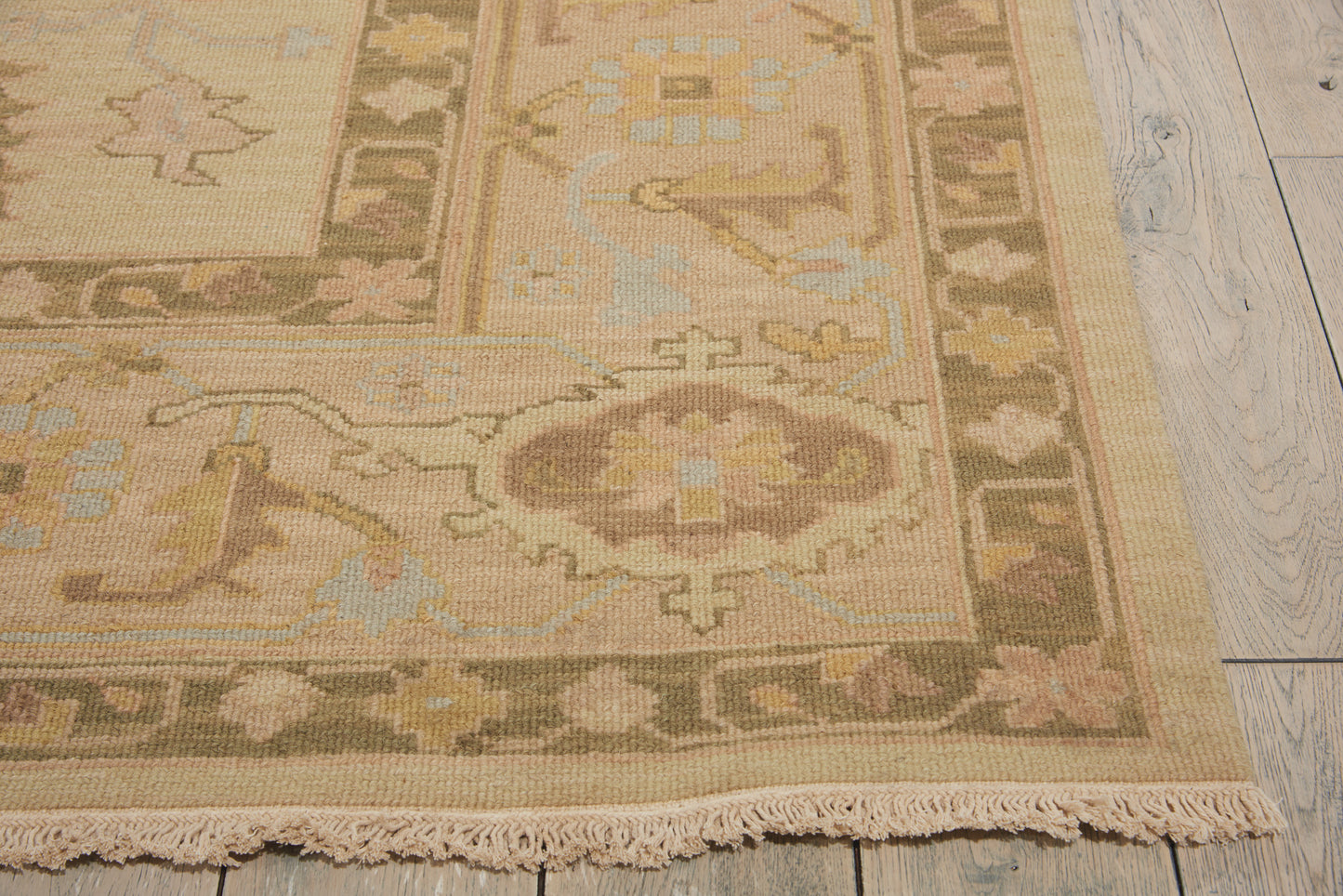 Nourison Home Nourmak S147 Verde  Traditional Woven Rug