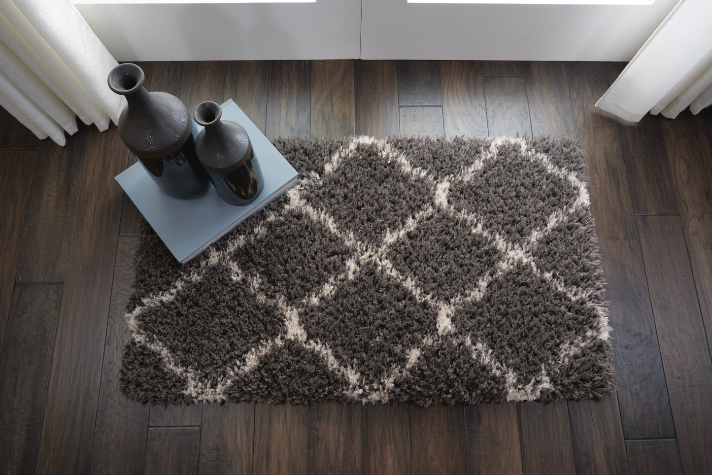 Nourison Home Luxe Shag LXS02 Charcoal Beige  Contemporary Machinemade Rug