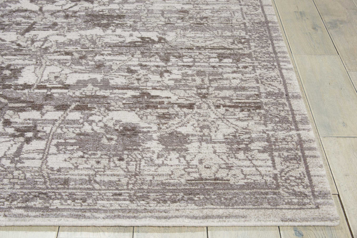 Nourison Home Twilight TWI01 Silver  Transitional Loom Rug